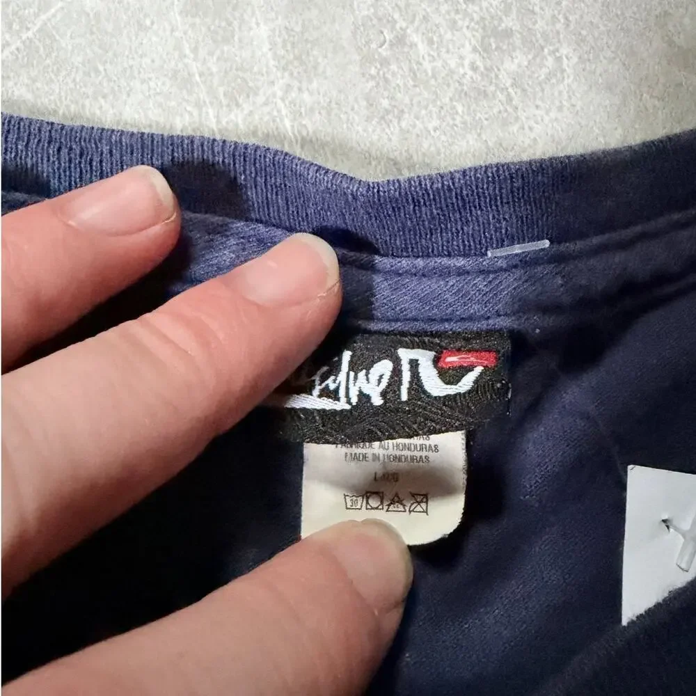 2000s Vintage Quiksilver Navy T Shirt -L